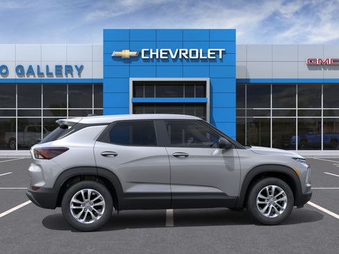 New 2026 Chevrolet TrailBlazer LS w/ LS Convenience Package FWD image 6