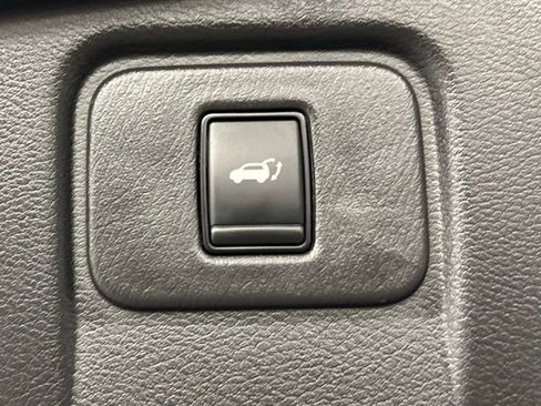 Used 2023 Nissan Murano SL w/ Cargo Package FWD image 38