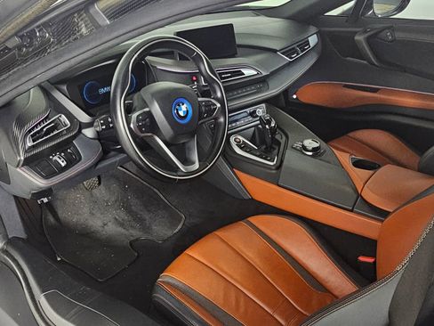Used 2019 BMW i8 Coupe image 13