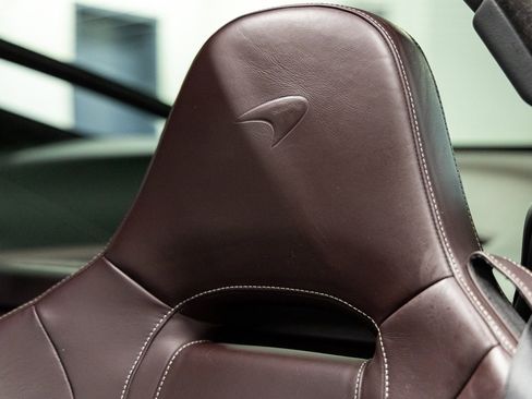 Used 2018 McLaren 720S image 35