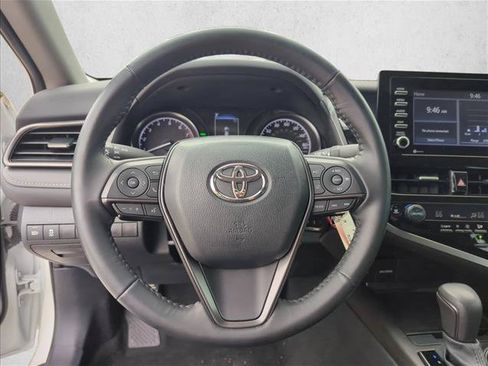 Used 2024 Toyota Camry SE FWD image 14