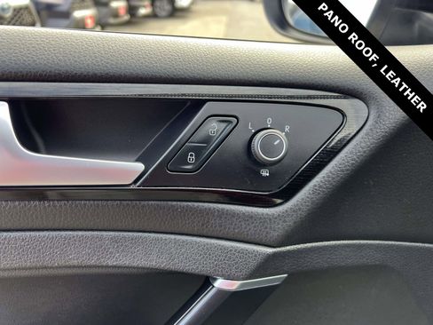 Used 2018 Volkswagen Golf SEL image 19