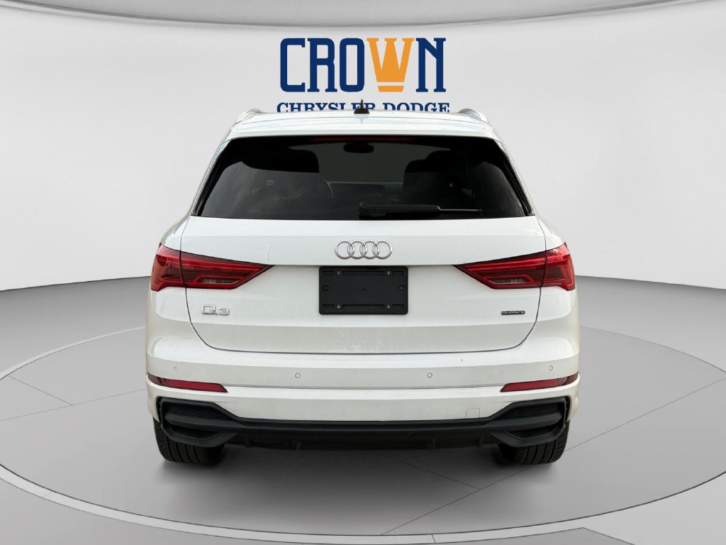 Used 2023 Audi Q3 2.0T Premium AWD/4WD image 4