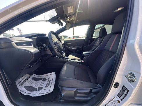Used 2025 Toyota Corolla SE FWD image 34