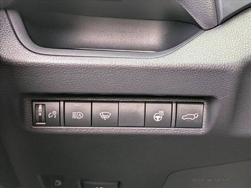 Used 2021 Toyota RAV4 XSE AWD/4WD image 17