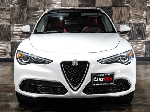 Used 2018 Alfa Romeo Stelvio Ti AWD/4WD image 6