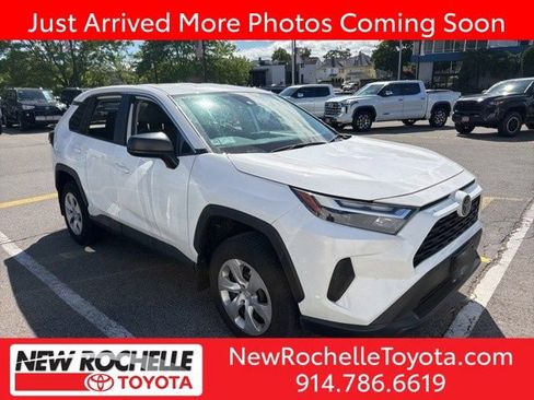 Used 2023 Toyota RAV4 LE AWD/4WD image 1