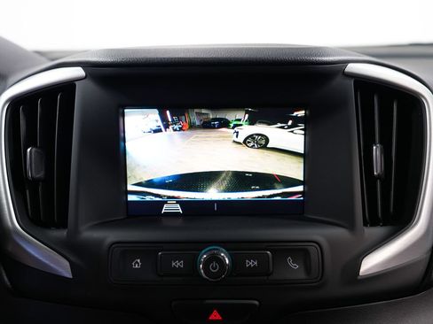 Used 2020 GMC Terrain SLE w/ LPO, Floor Liner Package AWD/4WD image 17