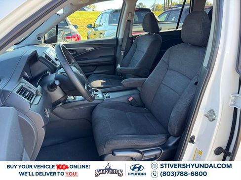 Used 2019 Honda Pilot LX image 16