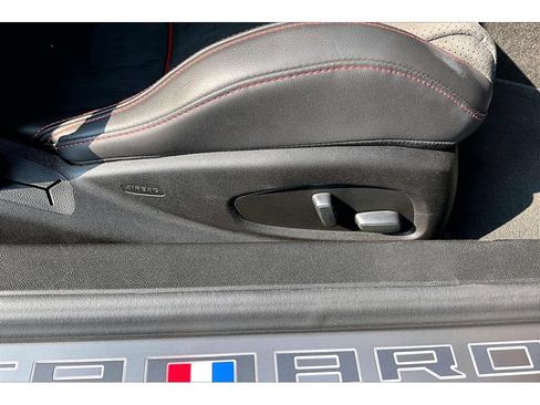 Used 2019 Chevrolet Camaro ZL1 RWD image 45