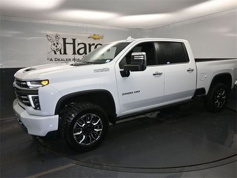 Used 2022 Chevrolet Silverado 3500 High Country w/ Z71 Off-Road Package image 26