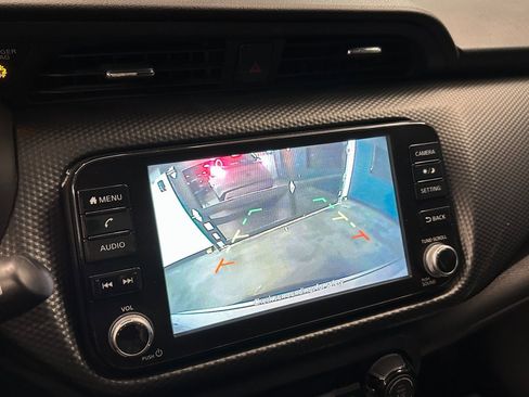 Used 2021 Nissan Kicks SV image 12