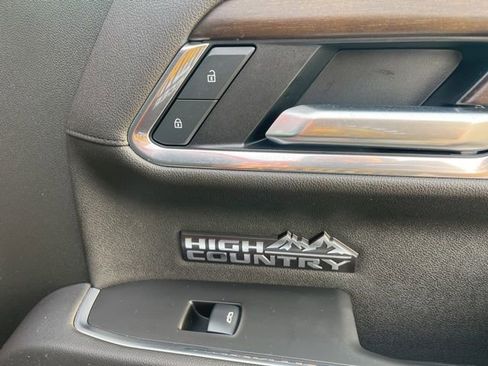 Used 2025 Chevrolet Silverado 1500 High Country image 57