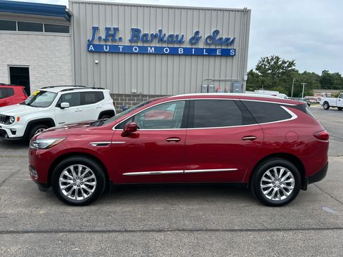 Used 2020 Buick Enclave Premium w/ Sun and Sites Package AWD/4WD image 7