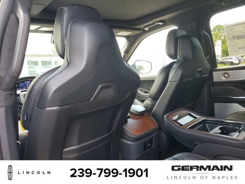 New 2026 Lincoln Navigator Black Label AWD/4WD image 21