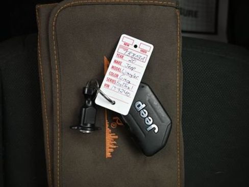 Used 2020 Jeep Wrangler Unlimited Sport S AWD/4WD image 14