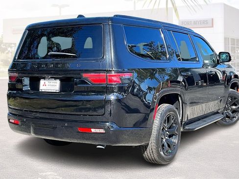 Used 2024 Jeep Wagoneer Series II image 36