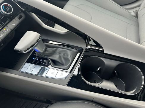 New 2026 Hyundai Elantra SEL Sport image 18