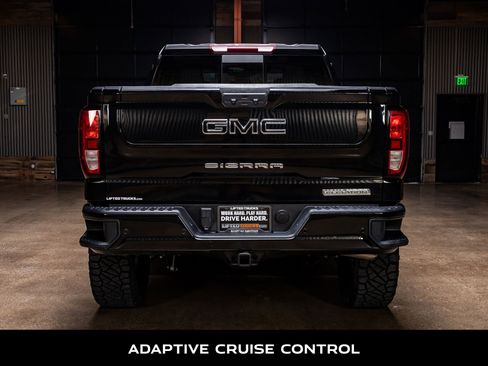 Used 2024 GMC Sierra 1500 Elevation w/ Elevation Premium Package image 8