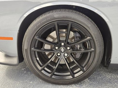 Used 2021 Dodge Challenger R/T Scat Pack w/ T/A Package RWD image 11