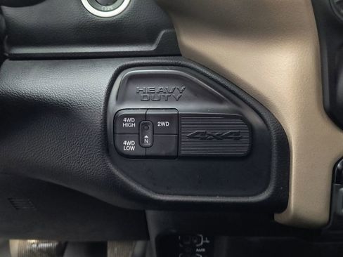 Used 2019 RAM 2500 Laramie image 26