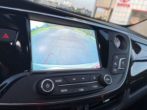 Used 2019 Buick Envision Premium AWD/4WD image 26