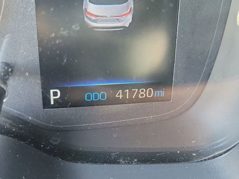 Used 2020 Toyota Corolla SE w/ Carpet Mat Package (TMS) image 26