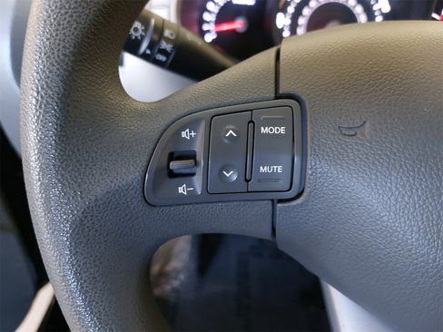 Used 2016 Kia Sportage LX image 17