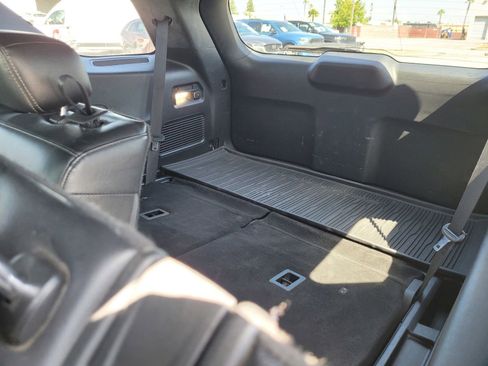 Used 2020 Ford Explorer XLT w/ Equipment Group 202A RWD image 12
