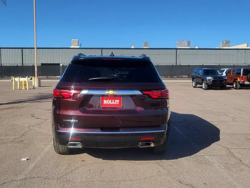 Used 2023 Chevrolet Traverse High Country FWD image 8
