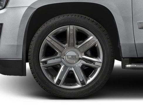 Used 2017 Cadillac Escalade Luxury image 17