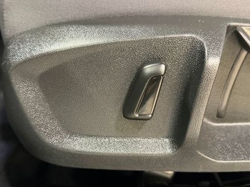 Used 2022 Volkswagen ID.4 Pro RWD image 18