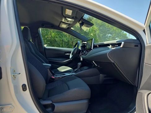 Used 2021 Toyota Corolla SE FWD image 39