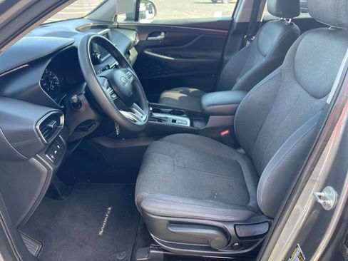 Used 2020 Hyundai Santa Fe SE FWD image 10