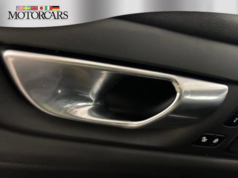 Used 2022 Volvo V60 T5 Cross Country w/ Climate Package AWD/4WD image 12