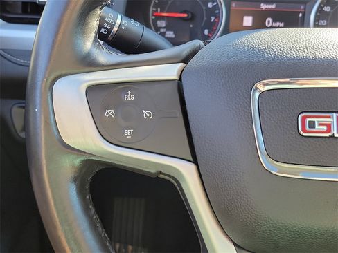 Used 2020 GMC Acadia SLT w/ Premium Package image 5