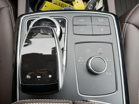 Used 2019 Mercedes-Benz GLS 450 4MATIC image 14