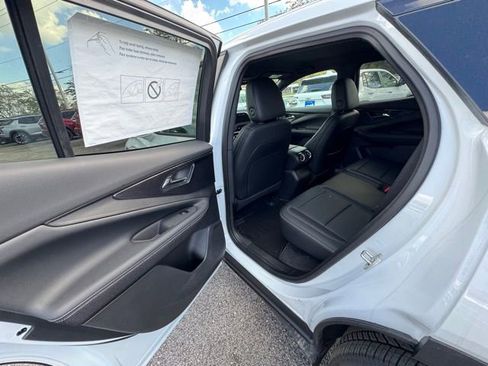 New 2025 Chevrolet Blazer EV LT image 18