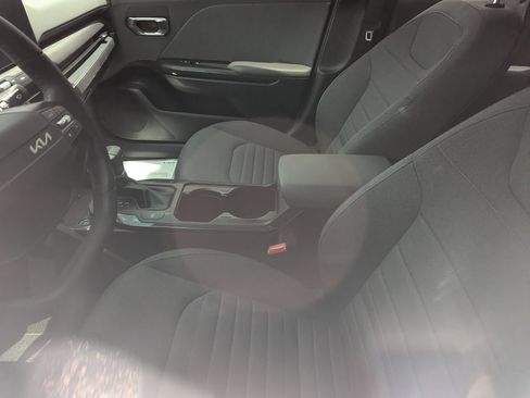 Used 2025 Kia K4 EX FWD image 11