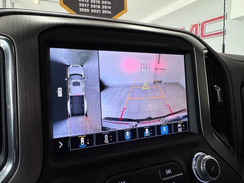 Certified 2022 GMC Sierra 3500 Denali w/ Denali Ultimate Package image 23