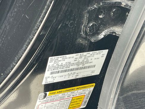 Used 2018 Lincoln Navigator L Reserve w/ Technology Package image 14