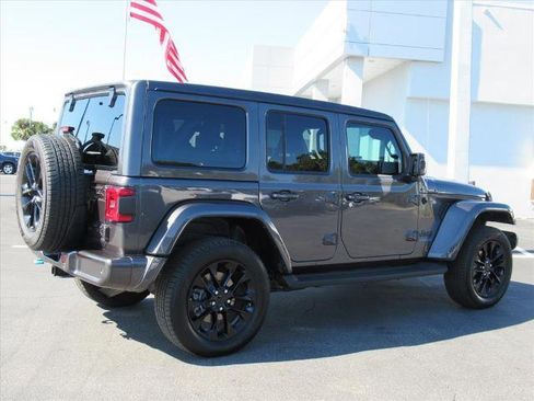 Used 2021 Jeep Wrangler Unlimited Sahara image 4