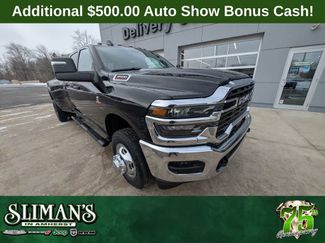 New 2026 RAM 3500 Tradesman video 1