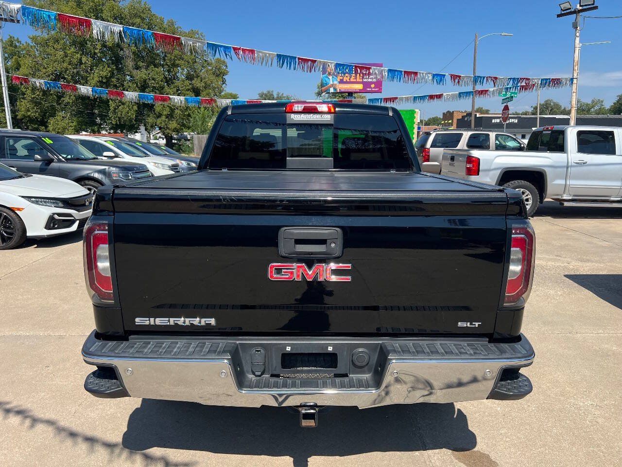 Used 2018 GMC Sierra 1500 SLT AWD/4WD image 6