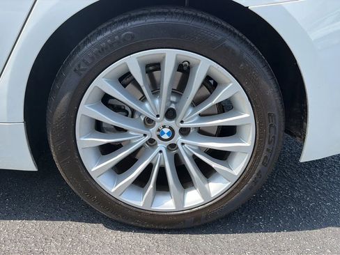 Used 2023 BMW 530i xDrive w/ Premium Package AWD/4WD image 21