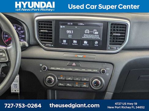 Used 2021 Kia Sportage LX FWD image 19