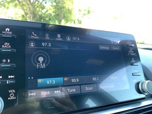 Used 2021 Honda Accord Sport image 23