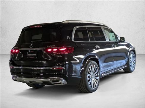 New 2026 Mercedes-Benz Maybach GLS 600 4MATIC image 2