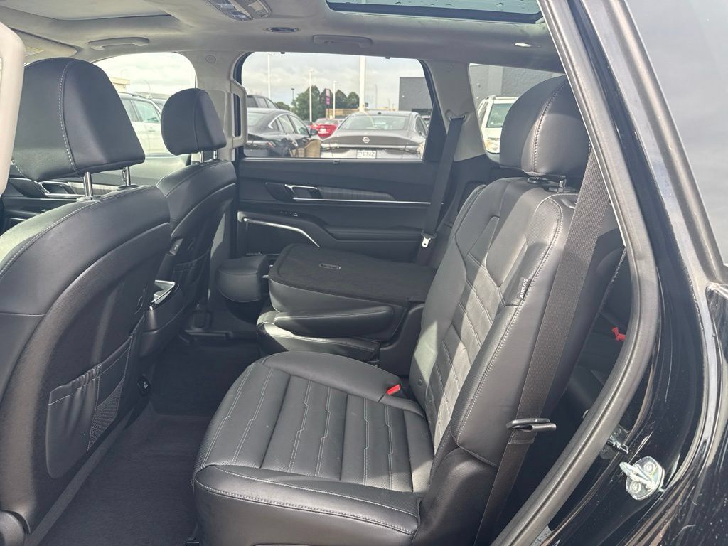 Used 2024 Kia Telluride SX Prestige X-Line AWD/4WD image 11