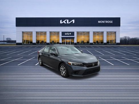 Used 2023 Honda Civic LX image 3